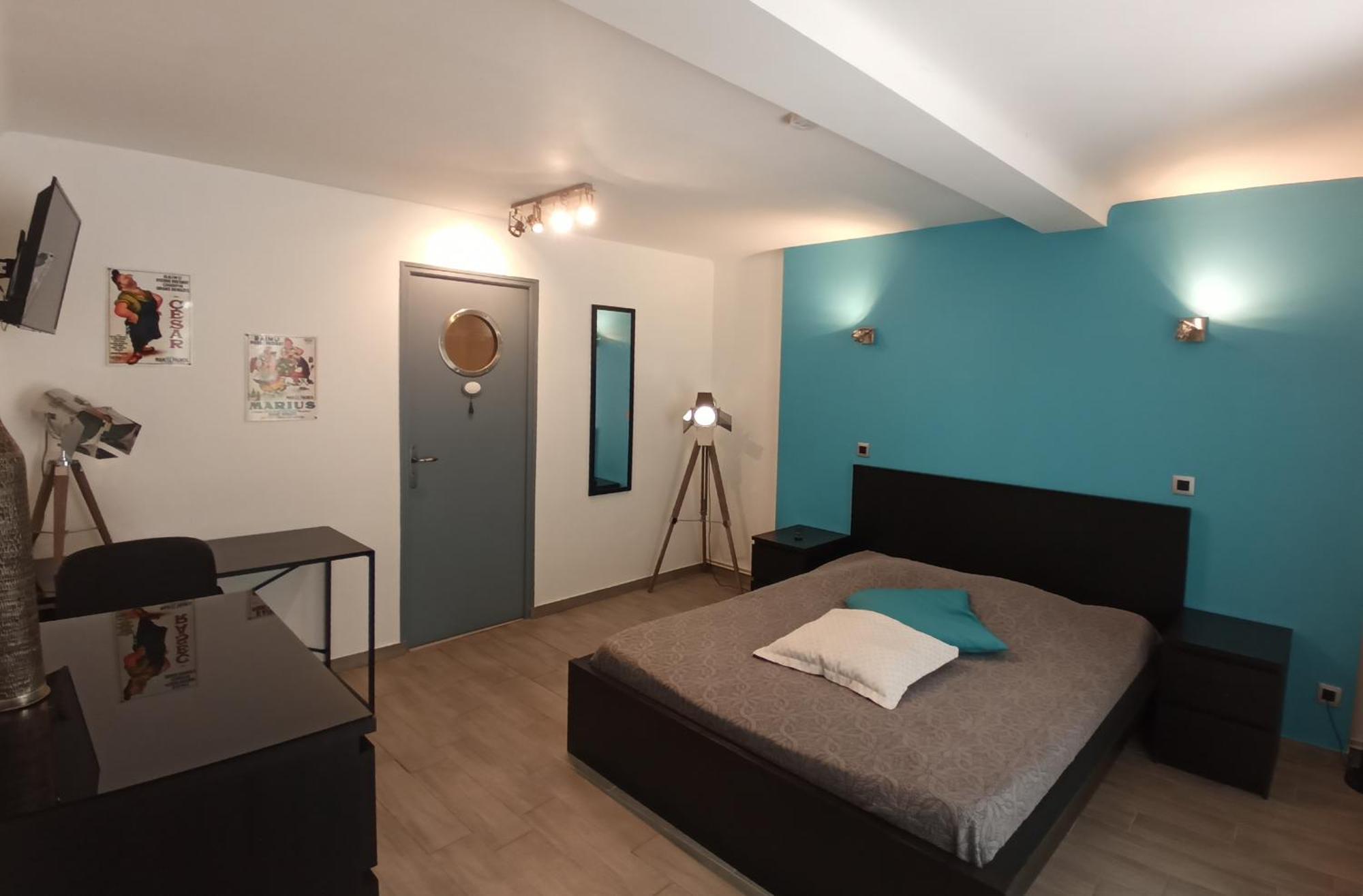 Sur Les Pas De Pagnol Bed and Breakfast Aubagne Eksteriør billede